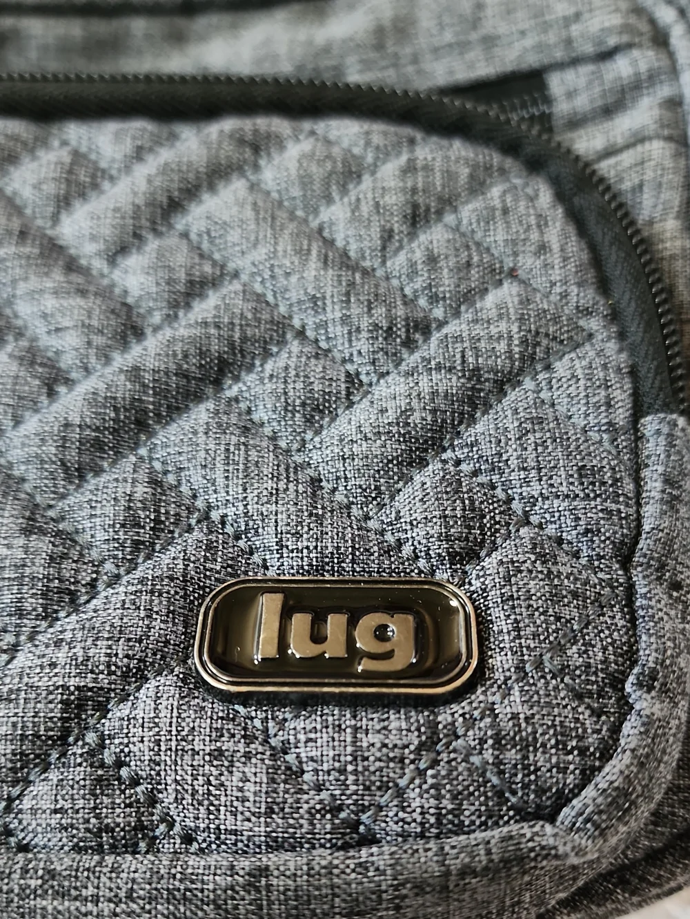 lug Carousel Womens Heather Gray Quilted Crossbody Preowned